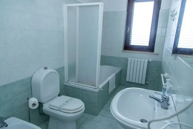 Üç Kişilik Oda, Balkon