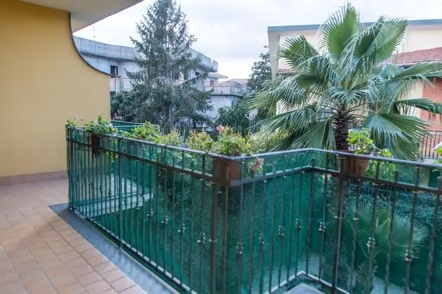 Üç Kişilik Oda, Balkon