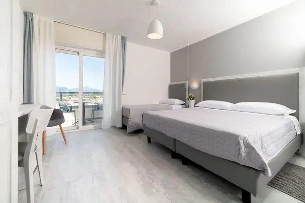 Standard Üç Kişilik Oda, Balkon