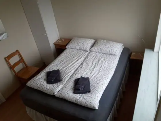 Tek Büyük Yataklı Oda, Ortak Banyo (5)