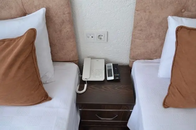 Balkonlu Çift Kişilik Oda
