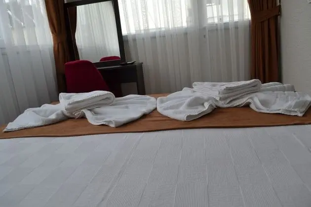 Classic Tek Büyük Yataklı Oda, 1 Çift Kişilik Yatak, Balkon/Veranda, Şehir Manzaralı