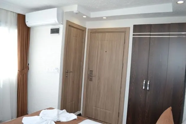 Classic Tek Büyük Yataklı Oda, 1 Çift Kişilik Yatak, Balkon/Veranda, Şehir Manzaralı