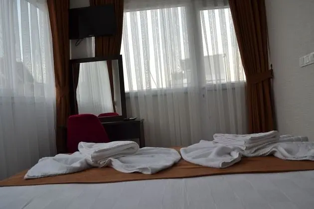 Classic Tek Büyük Yataklı Oda, 1 Çift Kişilik Yatak, Balkon/Veranda, Şehir Manzaralı