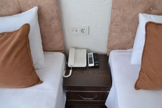Standard Double or Twin Room, Lanai, Partial Sea View
