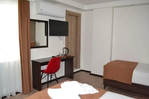 Standard Üç Kişilik Oda, Balkon/Veranda
