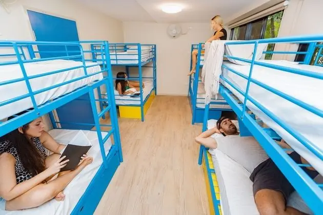 Standard Ortak Ranzalı Oda, Karma Ranzalı Oda, Sigara İçilmez, Ortak Banyo (8 Bed Dorm Room)