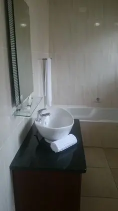 Tek Büyük Yataklı Oda, Banyolu/Duşlu