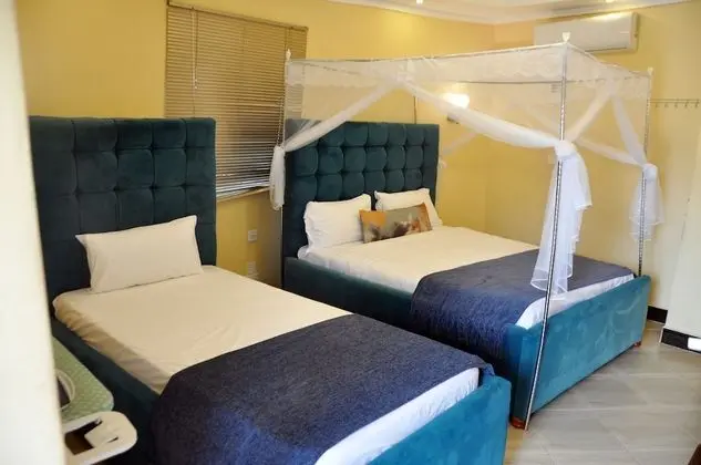 Luxury İki Ayrı Yataklı Oda