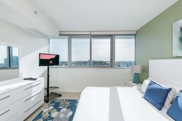 Luxury Apartment, 1 Bedroom, City View with Balcony