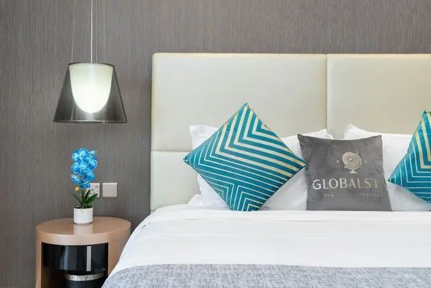 Grand Apart Daire, 2 Yatak Odası, Mutfak, Havuz Manzaralı