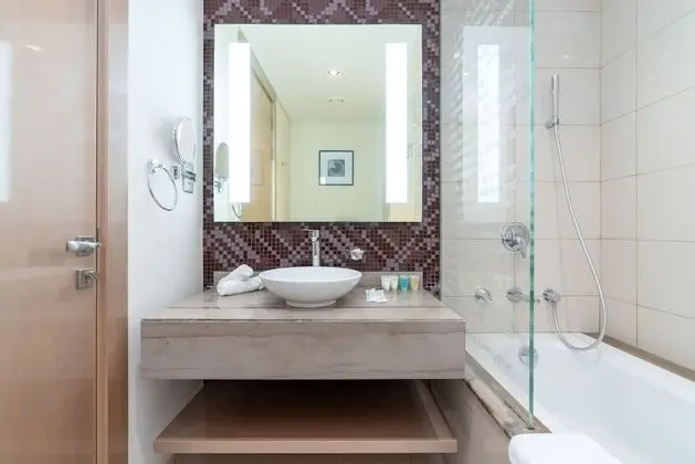 Grand Apart Daire, 2 Yatak Odası, Mutfak, Havuz Manzaralı