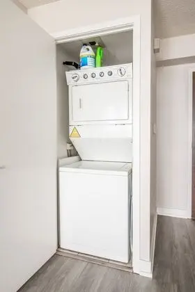 Luxury Apart Daire, 2 Yatak Odası, Mutfak, Göl Manzaralı