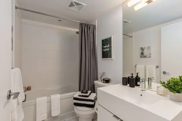 Luxury Apart Daire, 2 Yatak Odası, Mutfak, Göl Manzaralı