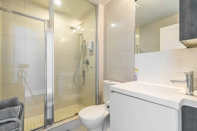Premium Apart Daire, 1 Yatak Odası, Mutfak, Kısmi Göl Manzaralı