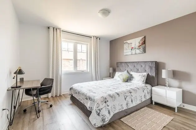 Deluxe Sıra Ev, 5 Yatak Odası, Sıcak Su Havuzu, Göl Kenarı
