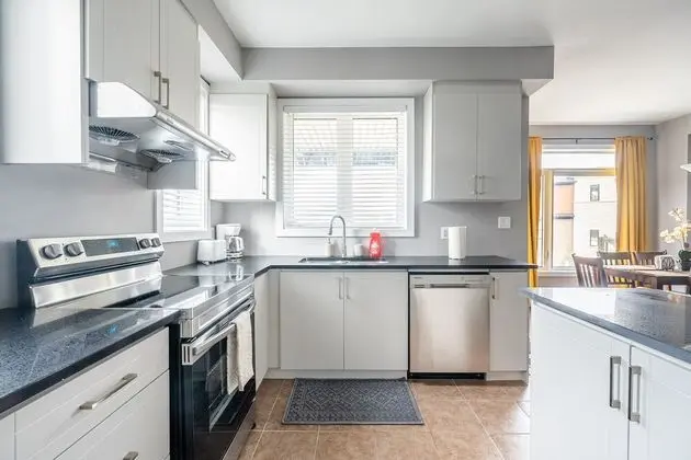 Premier Sıra Ev, 3 Yatak Odası, Balkon, Vadi Manzaralı