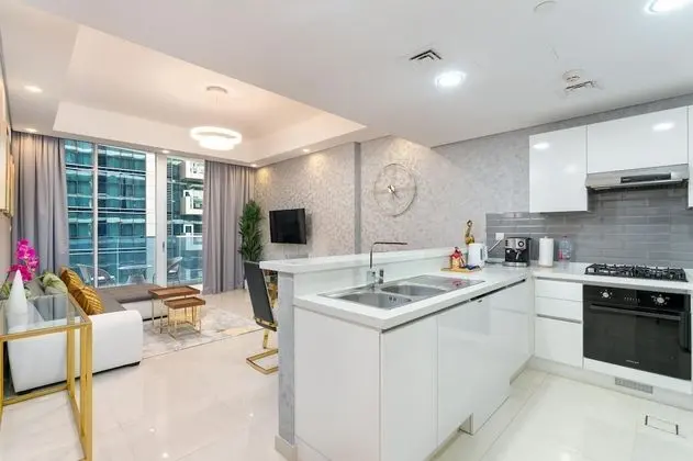 Superior Apart Daire, 1 Yatak Odası, Balkon, Kısmi Göl Manzaralı