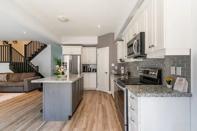 Luxury Sıra Ev, 5 Yatak Odası, Sıcak Su Havuzu