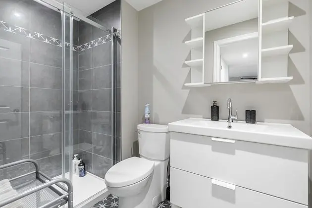 Luxury Sıra Ev, 5 Yatak Odası, Sıcak Su Havuzu