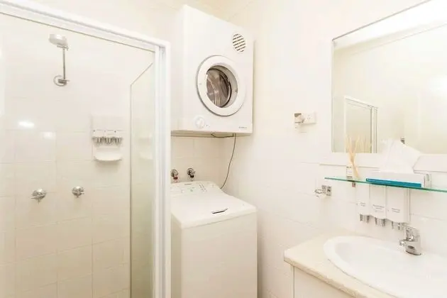 Apart Daire, 2 Yatak Odası (Four People-North Side)