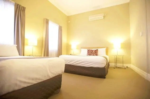 Apart Daire, 2 Yatak Odası (Six People-South Side)
