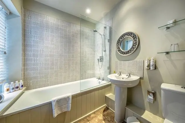 Premium Tek Büyük Yataklı Oda (Pet Friendly)