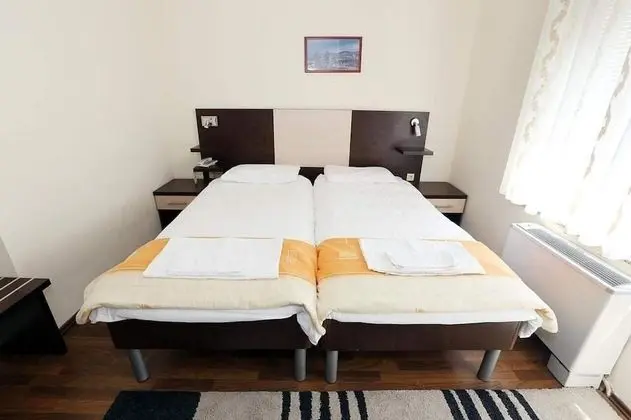 İki Ayrı Yataklı Oda, Balkon