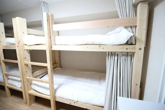 Ortak Ranzalı Oda, Sadece kadınlar için, Sigara İçilmez (8 Beds)