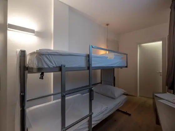 Family Oda, Bağlantılı Odalar