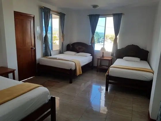Üç Kişilik Oda