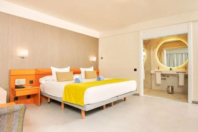 Standard İki Ayrı Yataklı Oda, Deniz Manzaralı (3 Adults + 1 Child)
