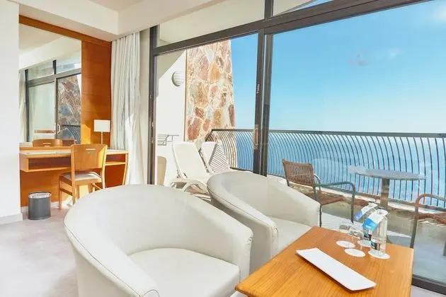 Standard İki Ayrı Yataklı Oda, Deniz Manzaralı (3 Adults + 1 Child)
