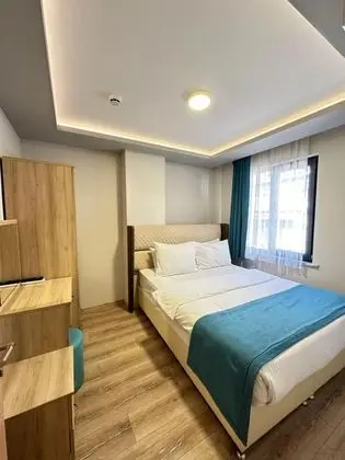 Deluxe Suite, Kısmi Deniz Manzaralı, Balkonlu