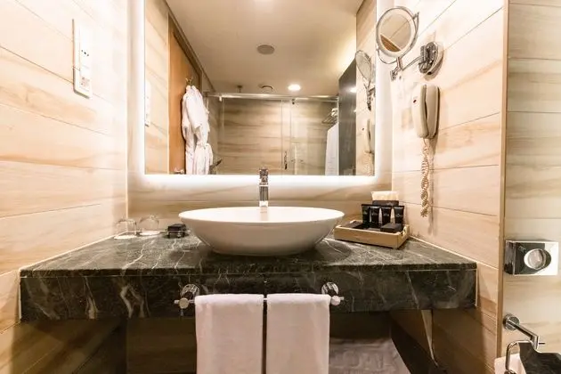 https://images.etstur.com/imgproxy/resize/2560x1440/files/images/hotelImages/etsrooms/51/Gloria_Verde_Resort_20250127102416_0.jpg