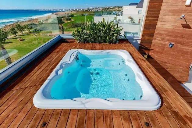 Villa, 5 Yatak Odası, Sigara İçilmez