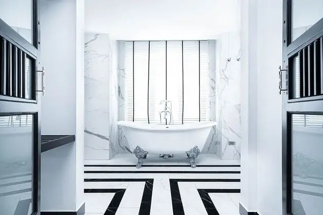 Boutique Deluxe Suite