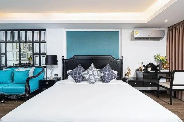 Deluxe Parent-Child Room