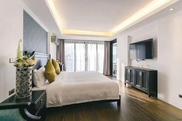 Deluxe Parent-Child Room