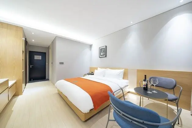 Deluxe Tek Büyük Yataklı Oda