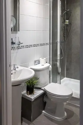Superior Üç Kişilik Oda, Banyolu/Duşlu, Deniz Manzaralı