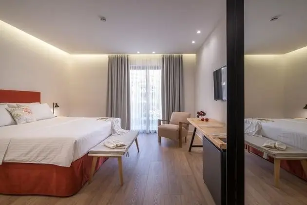 Tek Büyük Yataklı Oda, Balkon