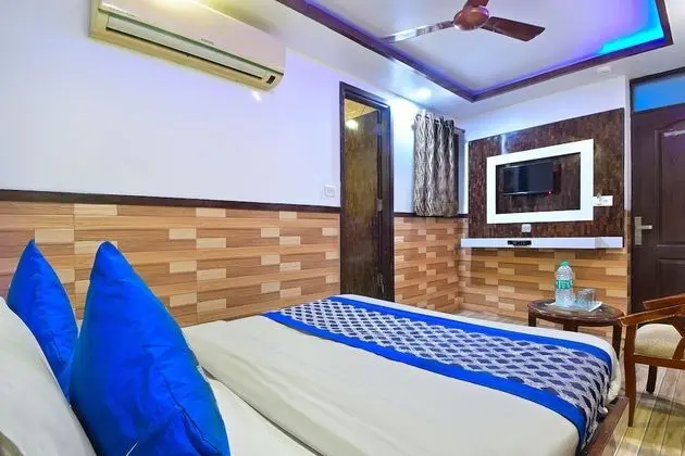 Deluxe Oda, 1 En Büyük (King) Boy Yatak, Sigara İçilebilir, Özel Banyo