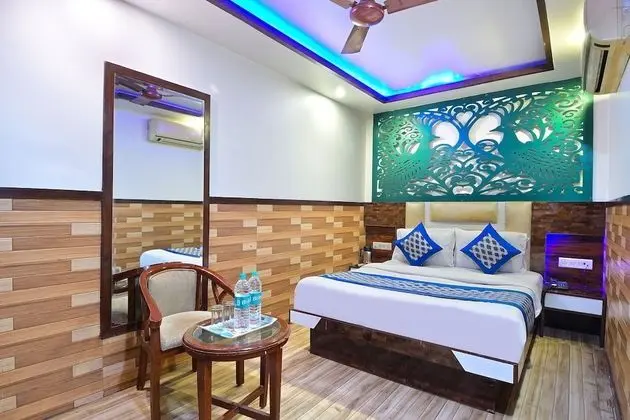 Deluxe Oda, 1 En Büyük (King) Boy Yatak, Sigara İçilebilir, Özel Banyo