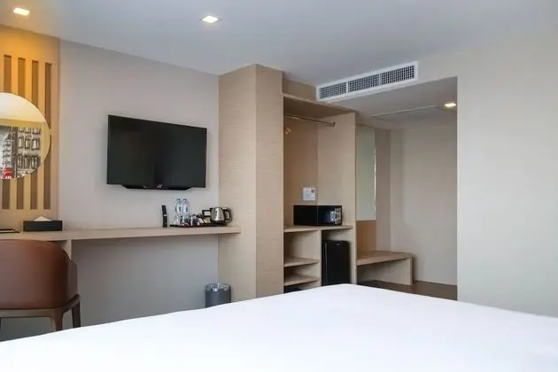 Deluxe Connecting Premier