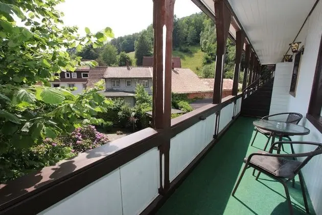 Tek Büyük veya İki Ayrı Yataklı Oda, Balkon