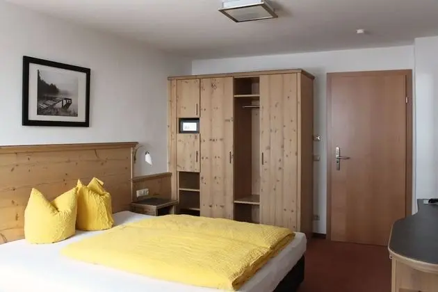 Tek Büyük Yataklı Oda