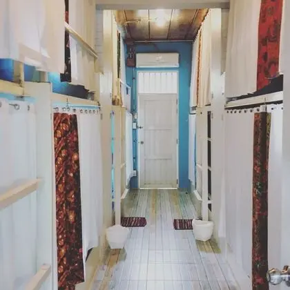 Ortak Ranzalı Oda, Karma Ranzalı Oda