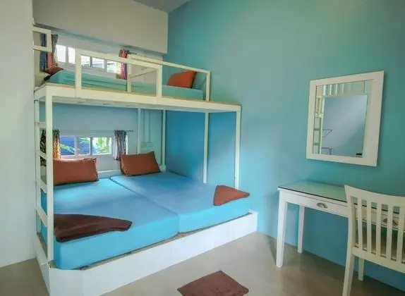 Üç Kişilik Oda, Banyolu/Duşlu