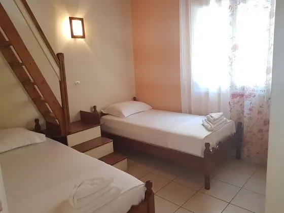 Ev, 2 Yatak Odası, Sigara İçilebilir, Teras